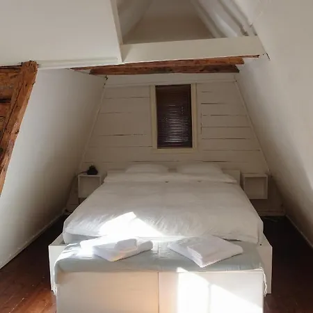 Charming Bergen House, Rare Historic House From 1779, Whole House Appartement Buitenkant foto